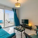 Sunny Penthouse Modern 2 Bdr - Sliema - Happy Rentals